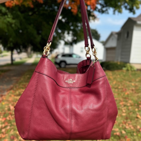 Coach Rich Burgundy Leather Shoulder Bag - Picture 1 of 8